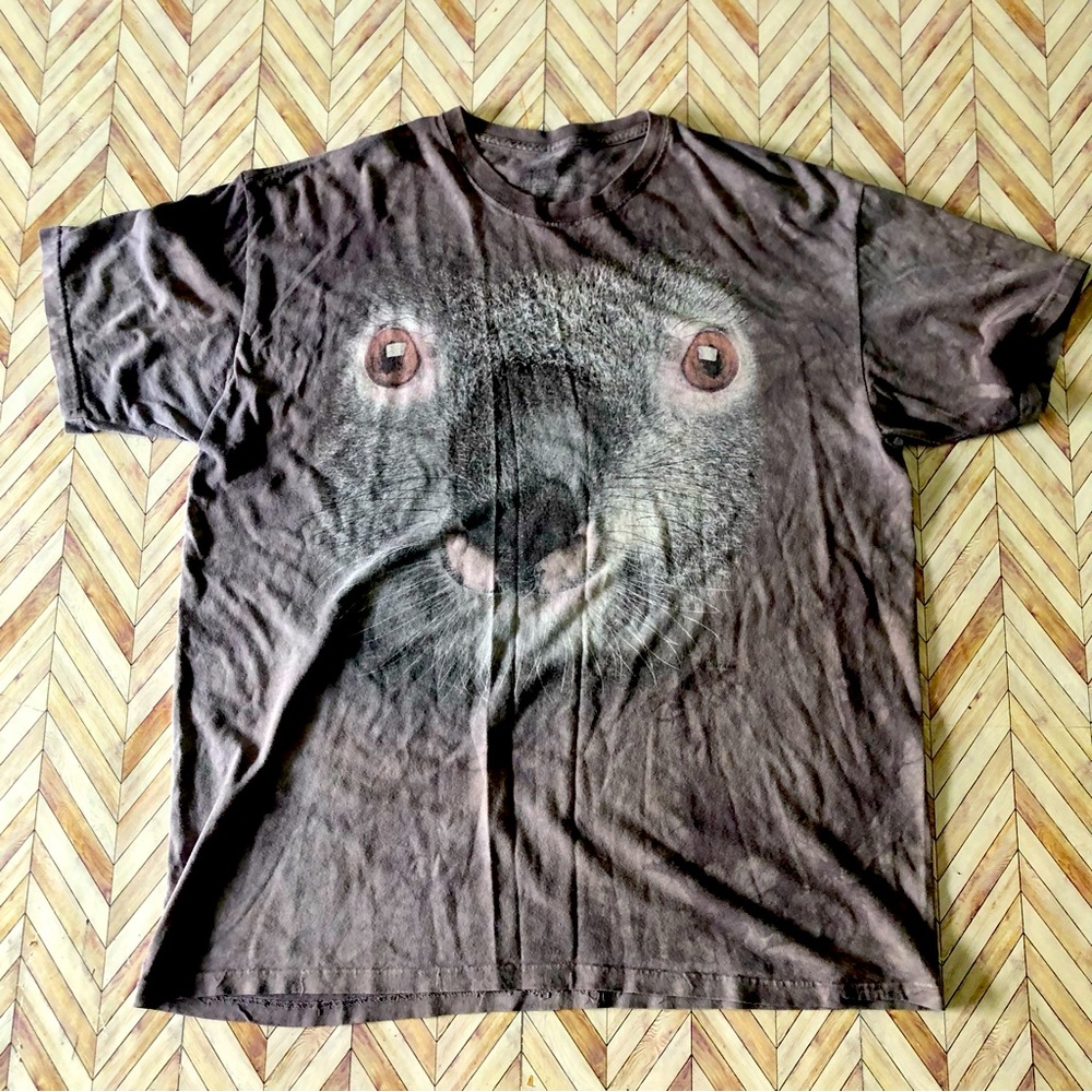 The Mountain Koala Face Graphic Tee Shirt. Men’s Size XXL. Grey.